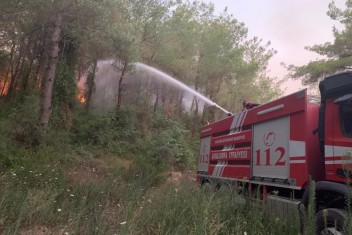 Şanlıurfa İtfaiyesinden Osmaniyedeki Yangına