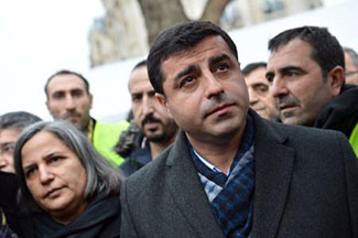 Paris dönüşü Demirtaştan açıklama