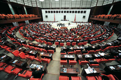 Mecliste anadil mesaisi başlıyor