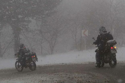 Uludağa sıradışı motor yolculuğu şaşırttı