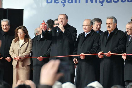 Ulusalcı geçinenler önümüzü kesmeye çalıştı