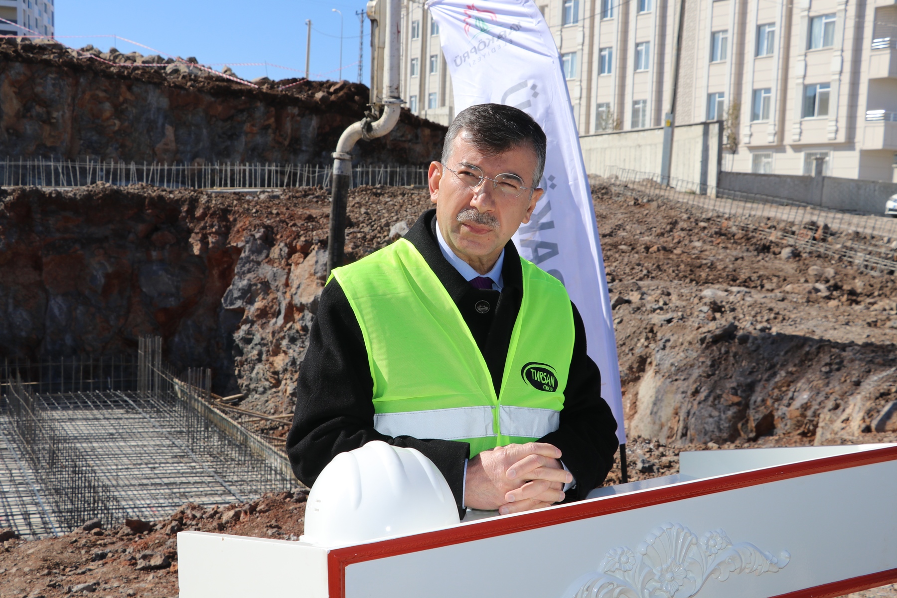 KARAKÖPRÜ’DE ÖNEMLİ YATIRIMIN TEMELİ ATILDI 