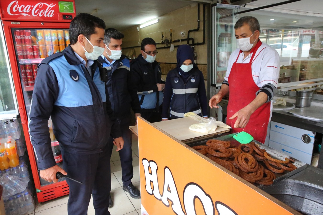 HALİLİYE’DE ZABITA TEDBİRİ ELDEN BIRAKMIYOR