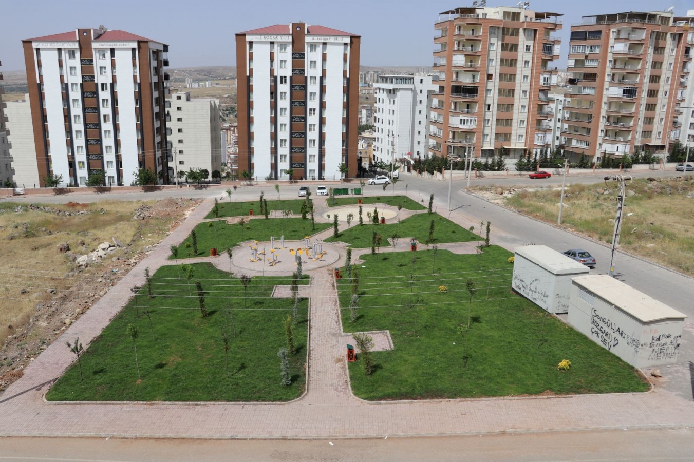 YEMYEŞİL KARAKÖPRÜ İÇİN YENİ PARKLAR KAZANDIRILIYOR