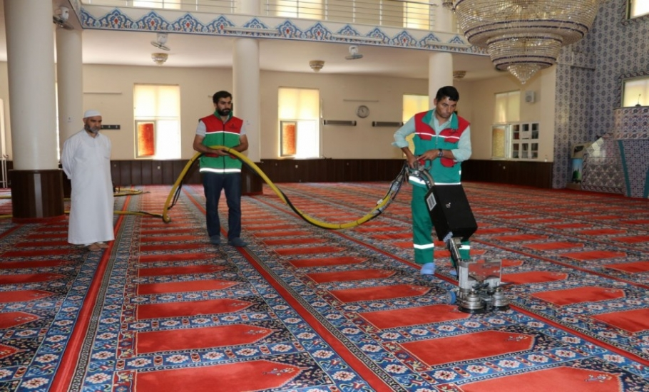 KARAKÖPRÜ’DE İBADETHANELER TEMİZLENİYOR