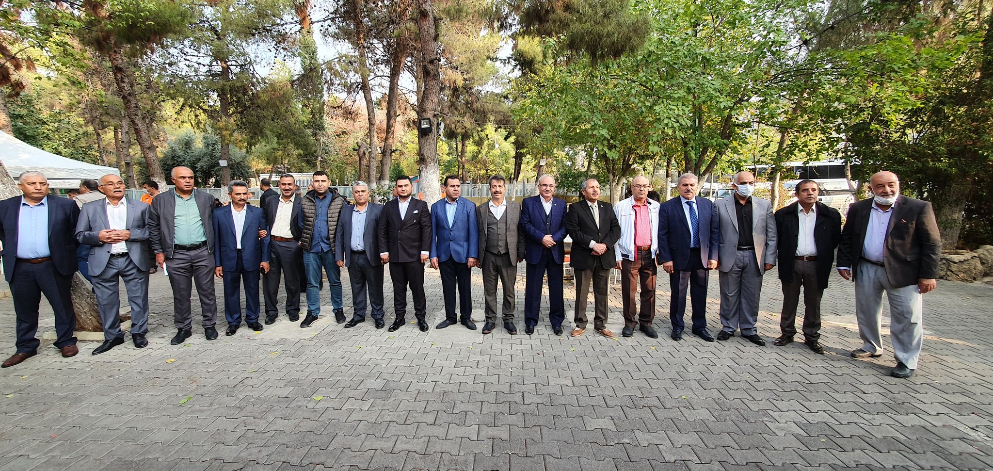 BAŞKAN MUSTAFA ARSLAN ÜYELERİN DESTEĞİNİ ALARAK GÜVEN TAZELEDİ.