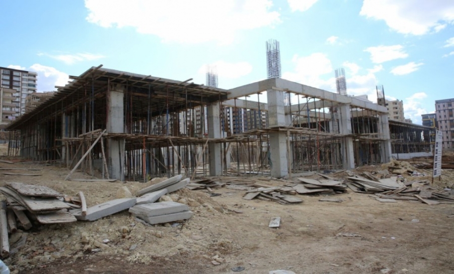 NARLIKUYU SEMT PAZARI YÜKSELİYOR