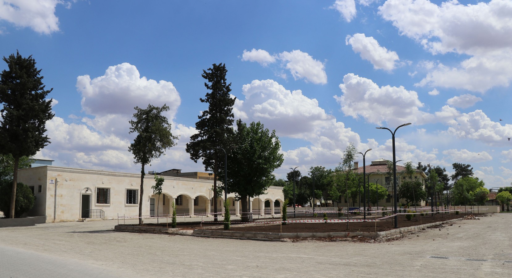 BAŞKAN CANPOLAT İLE PROJELER BİR BİR TAMAMLANIYOR