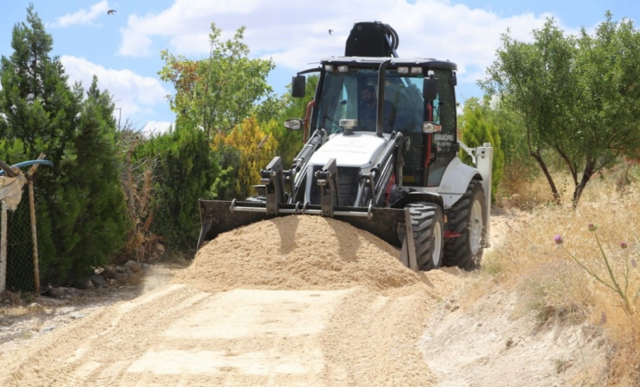 KARAKÖPRÜ KIRSALINDA HİZMETLER HIZ KESMİYOR