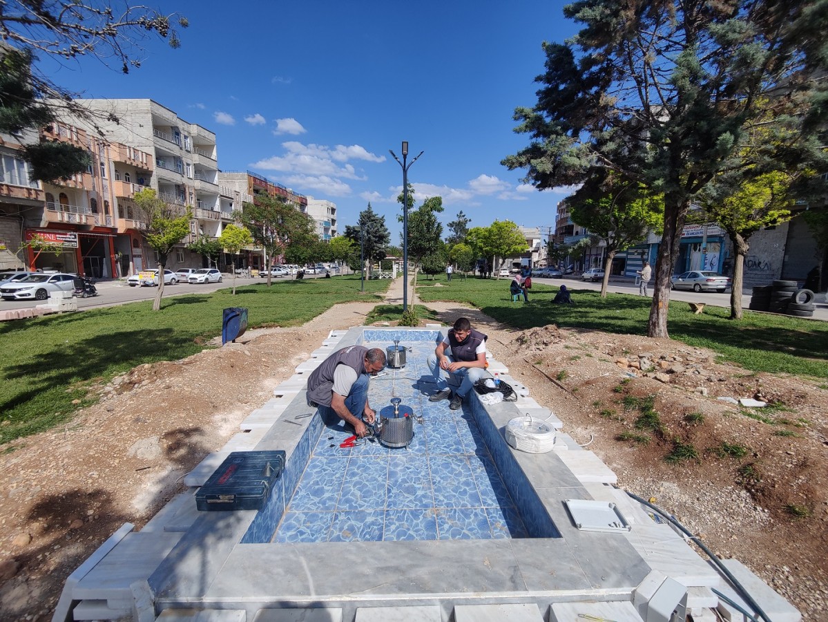 SEL FELAKETİNDE TAHRİP OLAN PARKLAR YENİLENİYOR