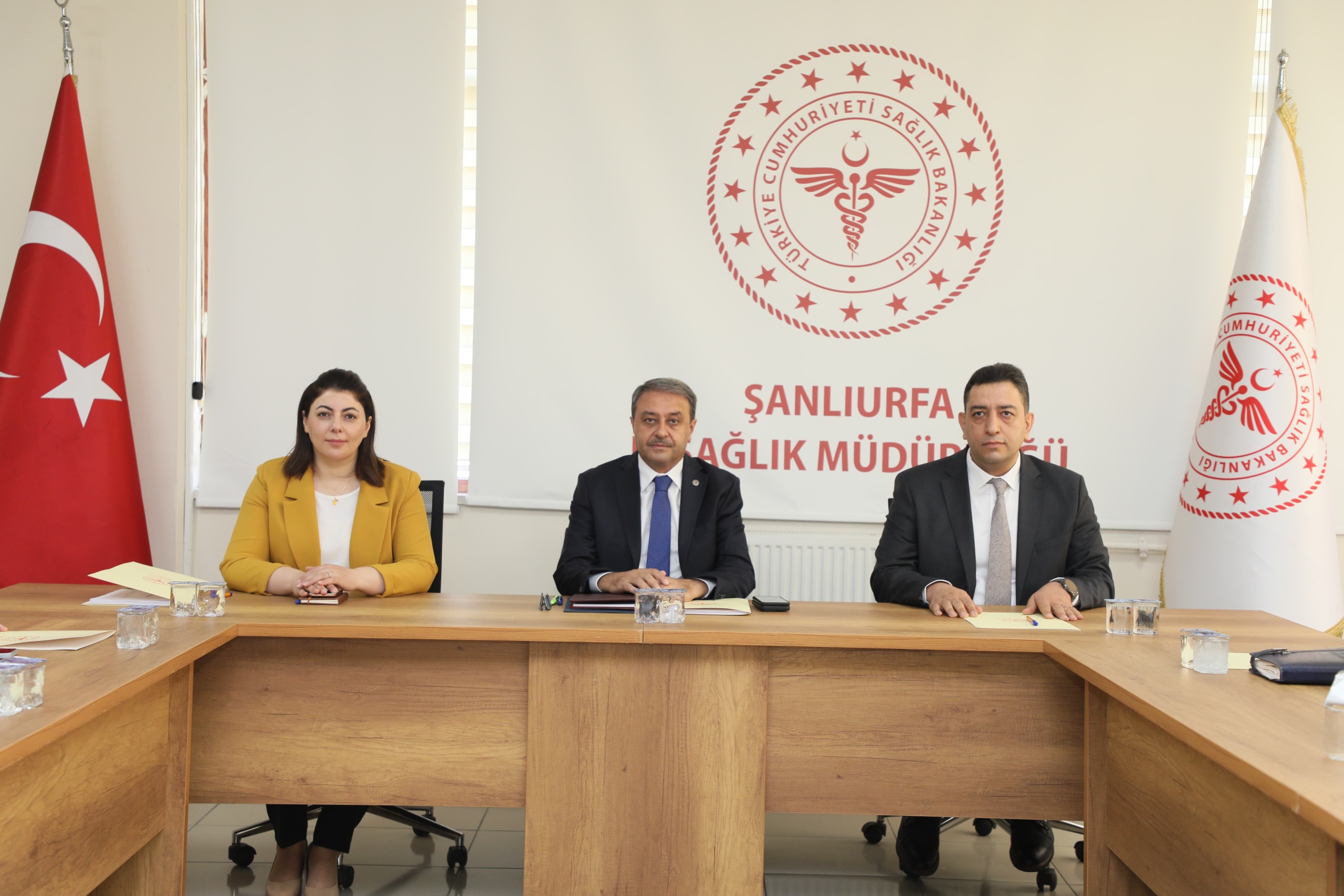 VALİ ŞILDAK MESAİYE KURUM ZİYARETLERİYLE BAŞLADI