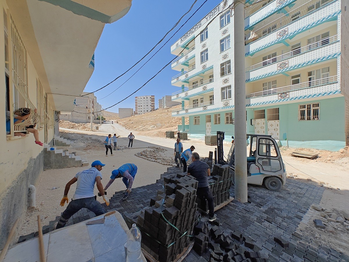 EYYÜBİYE’DE KIŞ ÖNCESİ SOKAK YENİLEMELERİ TAMAMLANACAK