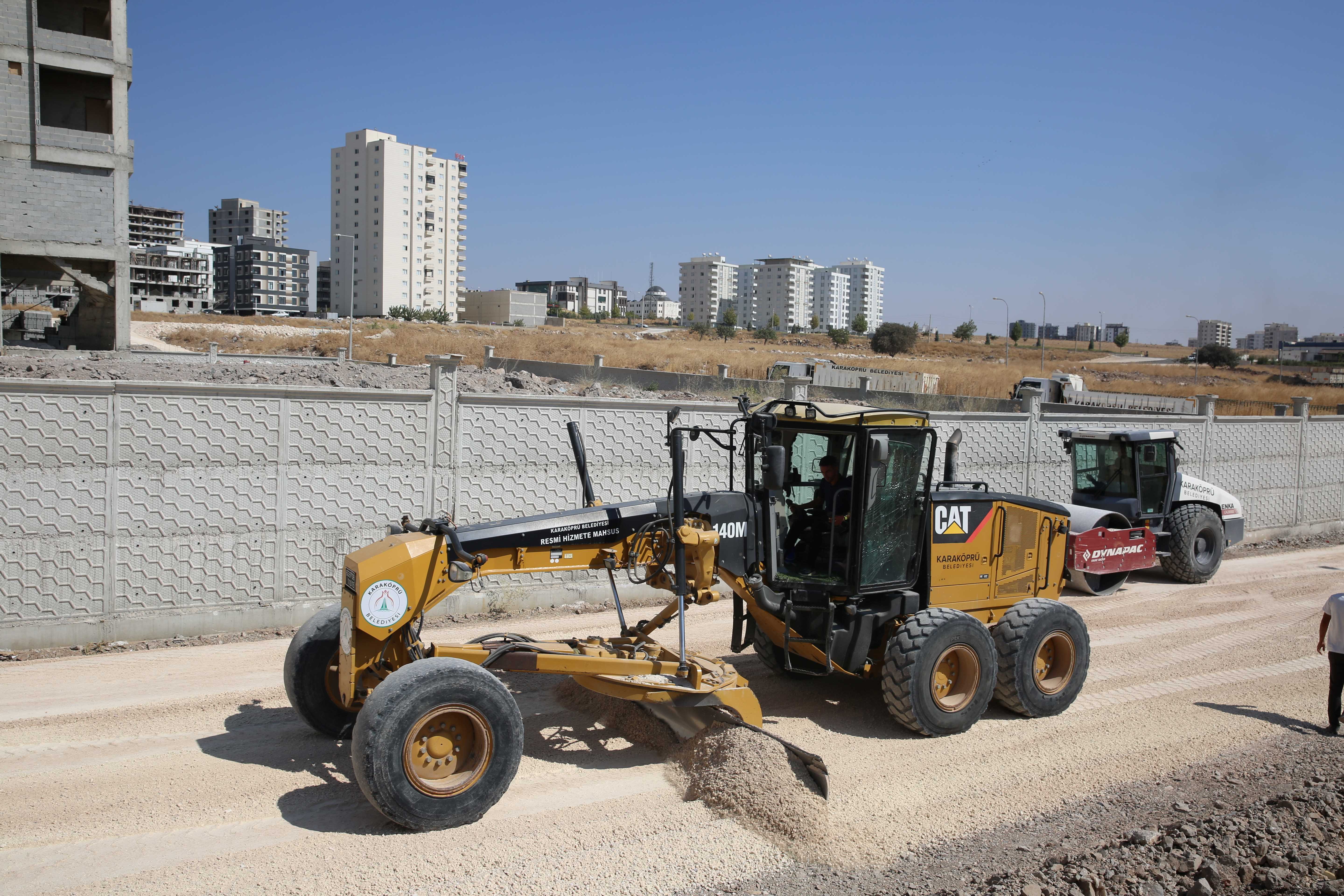  KARAKÖPRÜ'DE KONFORLU ULAŞIM İÇİN YENİ YOLLAR AÇILIYOR