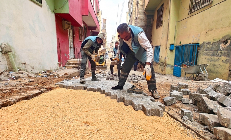 EYYÜBİYE SOKAKLARINDA YENİLEME DEVAM EDİYOR
