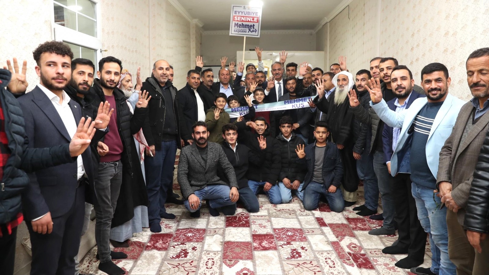 BAŞKAN MEHMET KUŞ SAHURA KADAR HALKLA BİRLİKTE