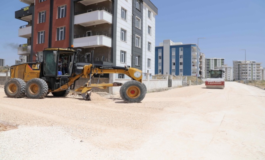 KONFORLU ULAŞIM İÇİN YOL AÇMA VE BAKIM-ONARIM SEFERBERLİĞİ SÜRÜYOR