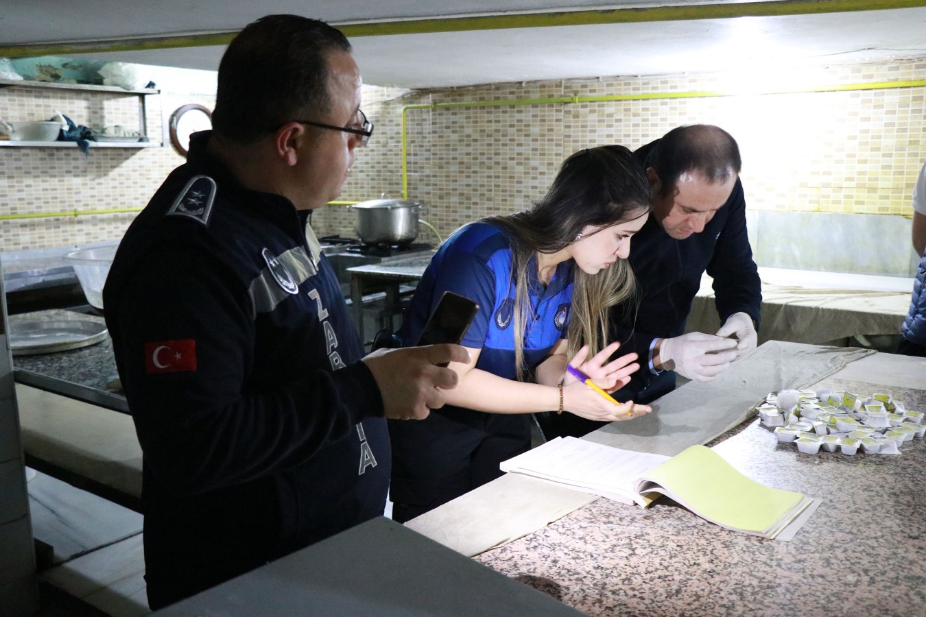 HALİLİYE BELEDİYESİ’NDEN BAYRAM ÖNCESİ GENİŞ ÇAPLI TATLI DENETİMİ