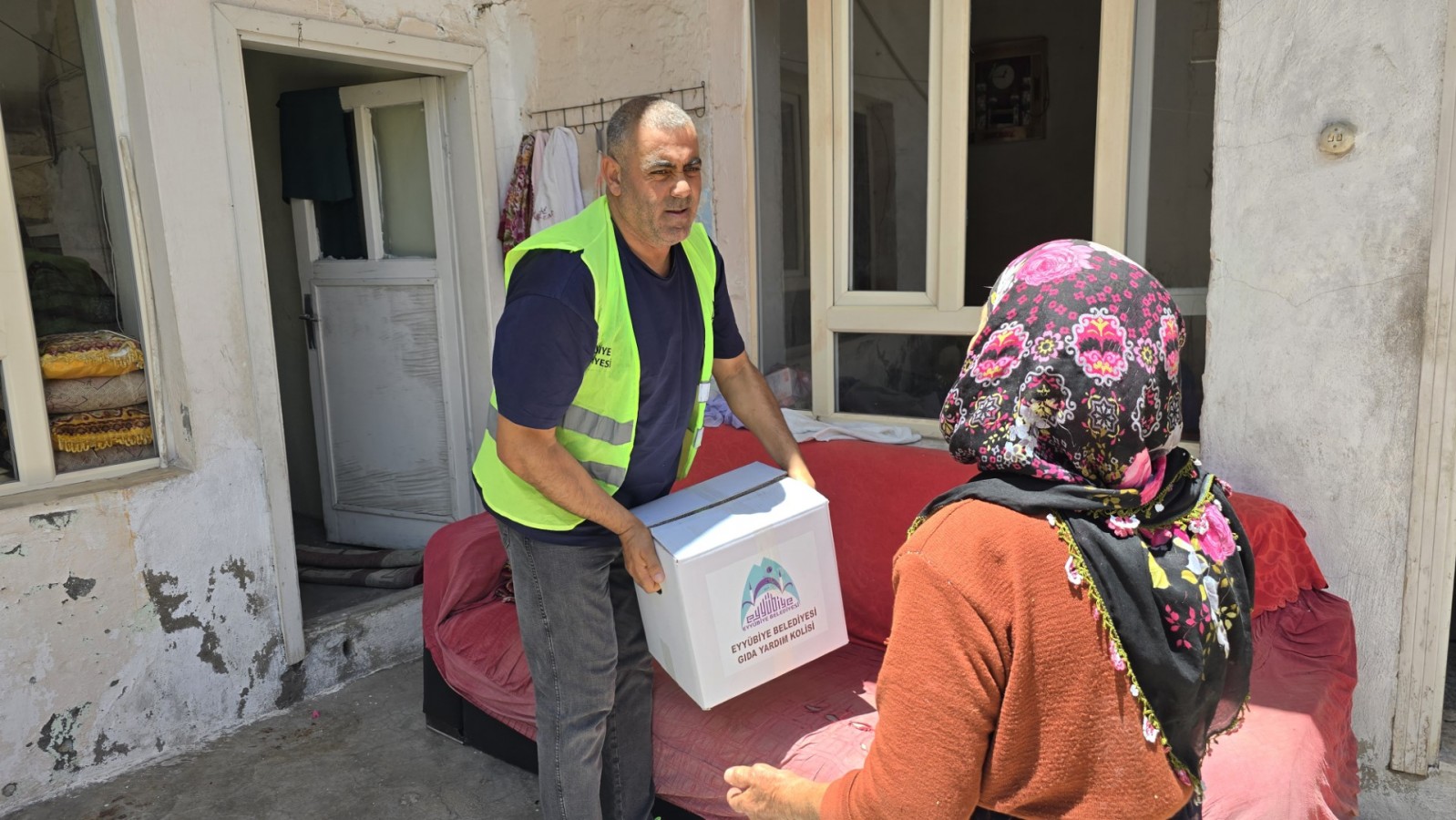 Eyyübiye’de 2000 Haneye Destek