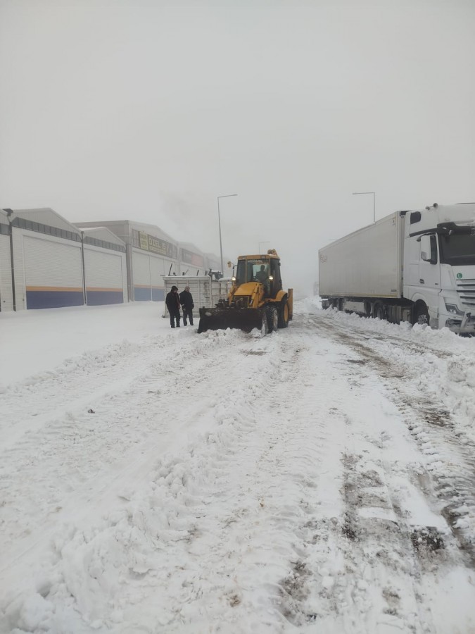 Eyyübiye’de Yollar Açık