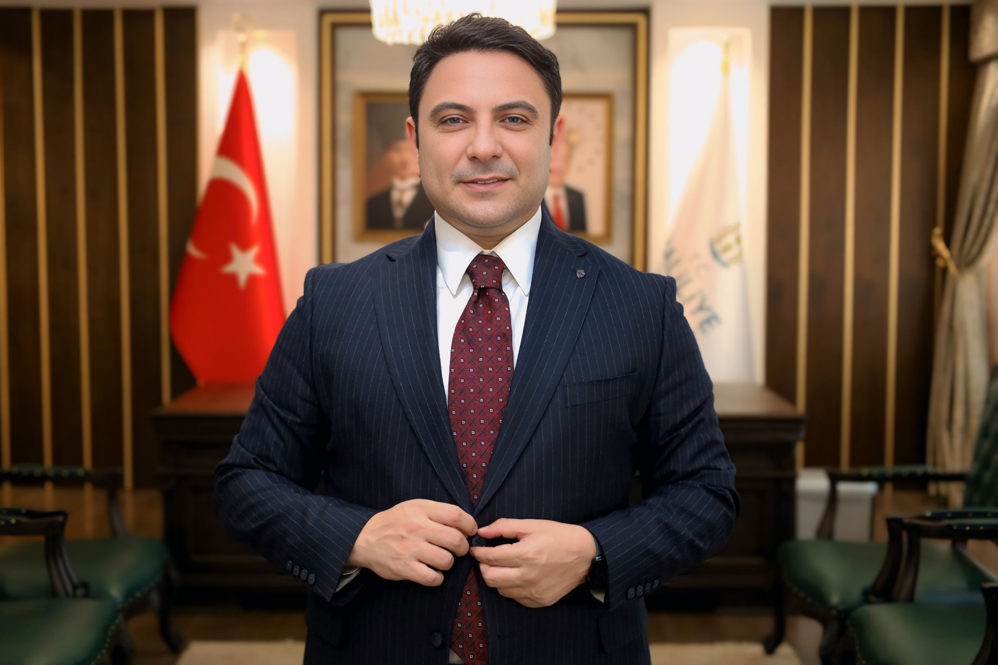 HALİLİYE KAYMAKAMI DR.  MUHAMMED SERKAN ŞAHİN'DEN YENİ YIL MESAJI