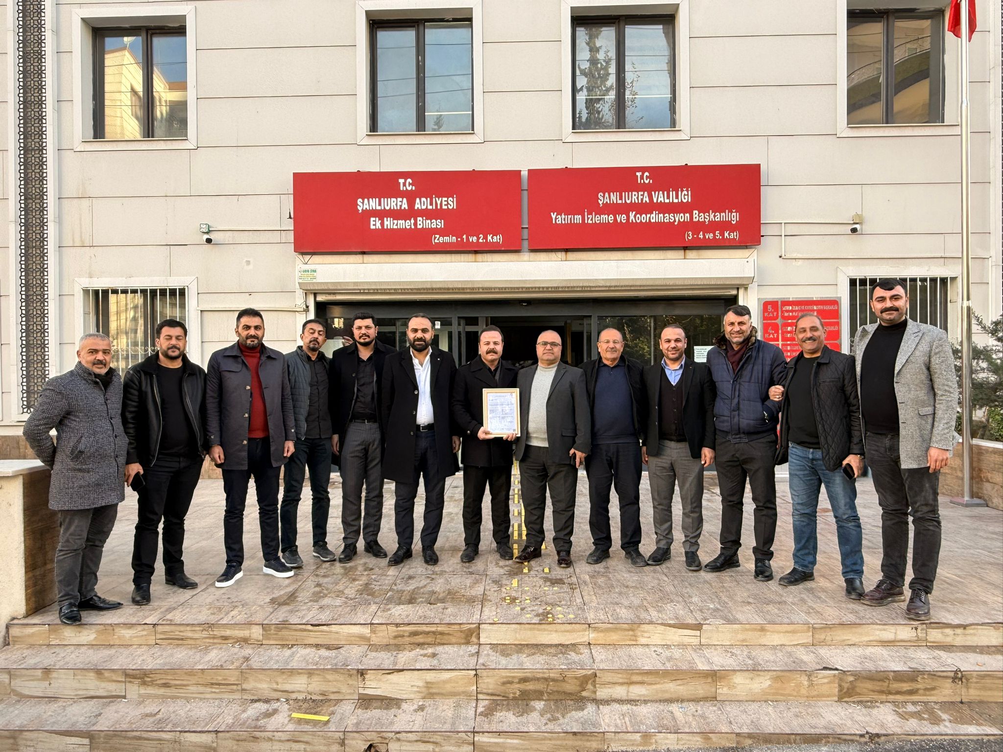 GENÇ BAŞKAN İSMAİL TUMBULOĞLU’NA HAYIRLI OLSUN ZİYARETLERİ SÜRÜYOR