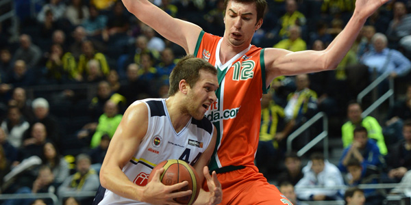 Fenerbahçe seriye bağladı 