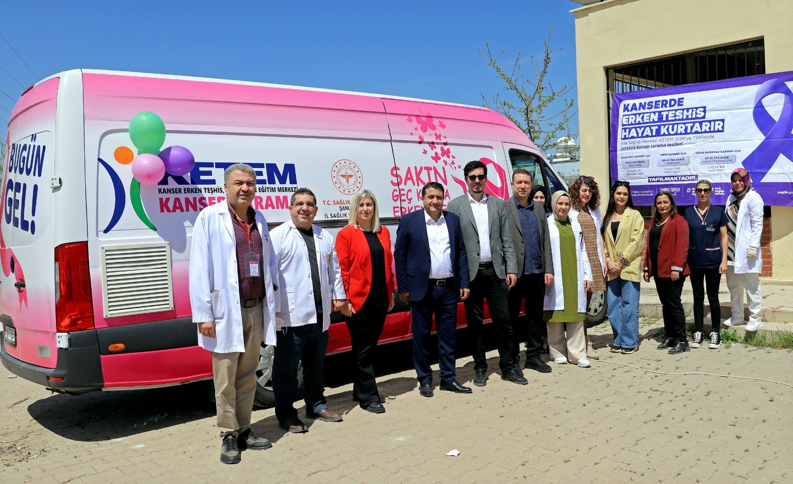 Mobil Sağlık Hizmetleriyle Kapsamlı ve Yerinde Sağlık Taramaları Gerçekleştiriyor.