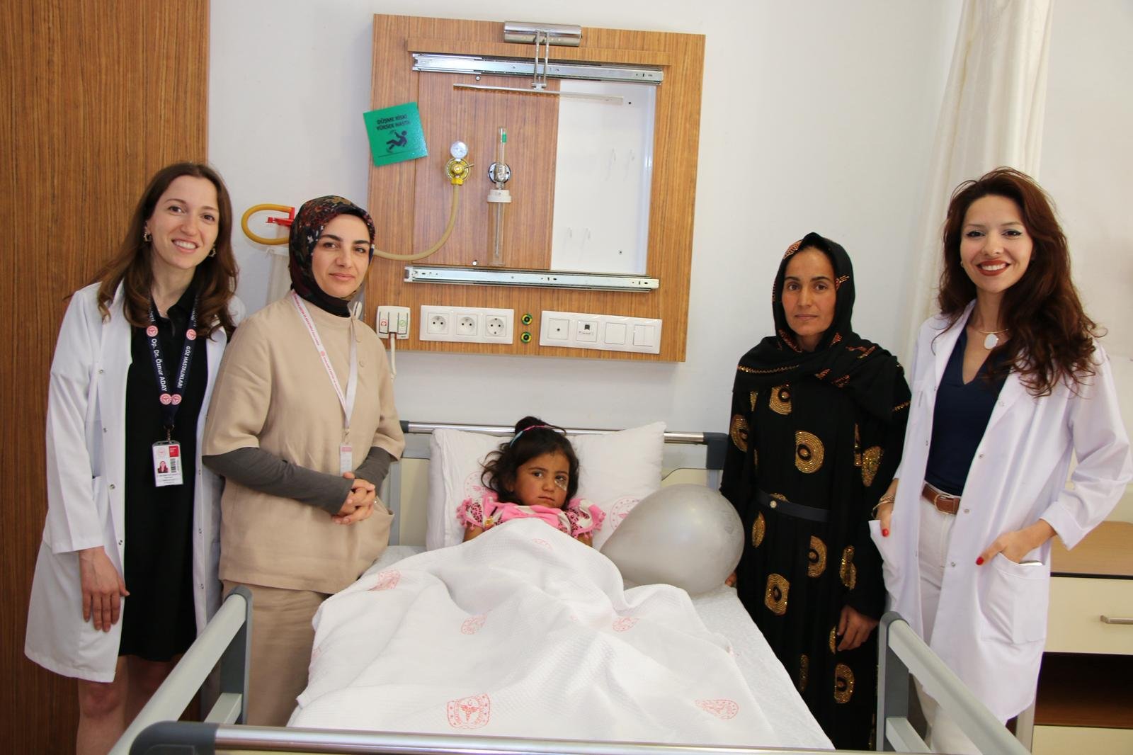 Şanlıurfa Eğitim ve Araştırma Hastanesi’nde Bir İlk: 5 Yaşındaki Hastaya Hayati Müdahale