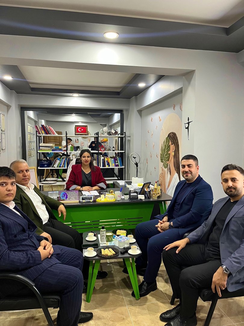AK Parti Karaköprü İlçe Başkanı Orhan Çelik’ten Psikolog Merve Göktaş’a Ziyaret