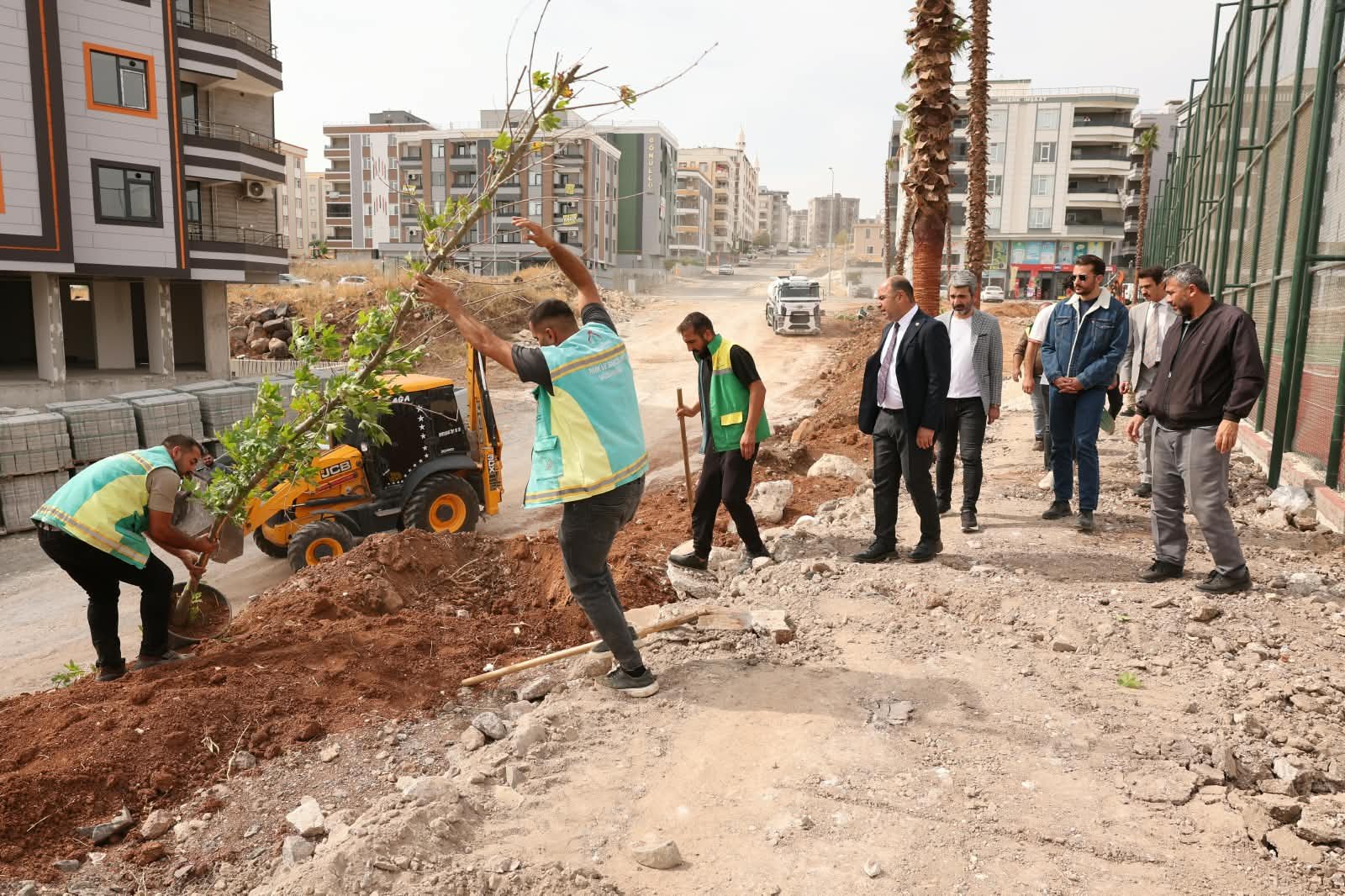 BAŞKAN ÇİFTÇİ: KARAKÖPRÜ’YÜ YEŞİLLENDİRMEK ÖNCELİKLİ HEDEFİMİZ