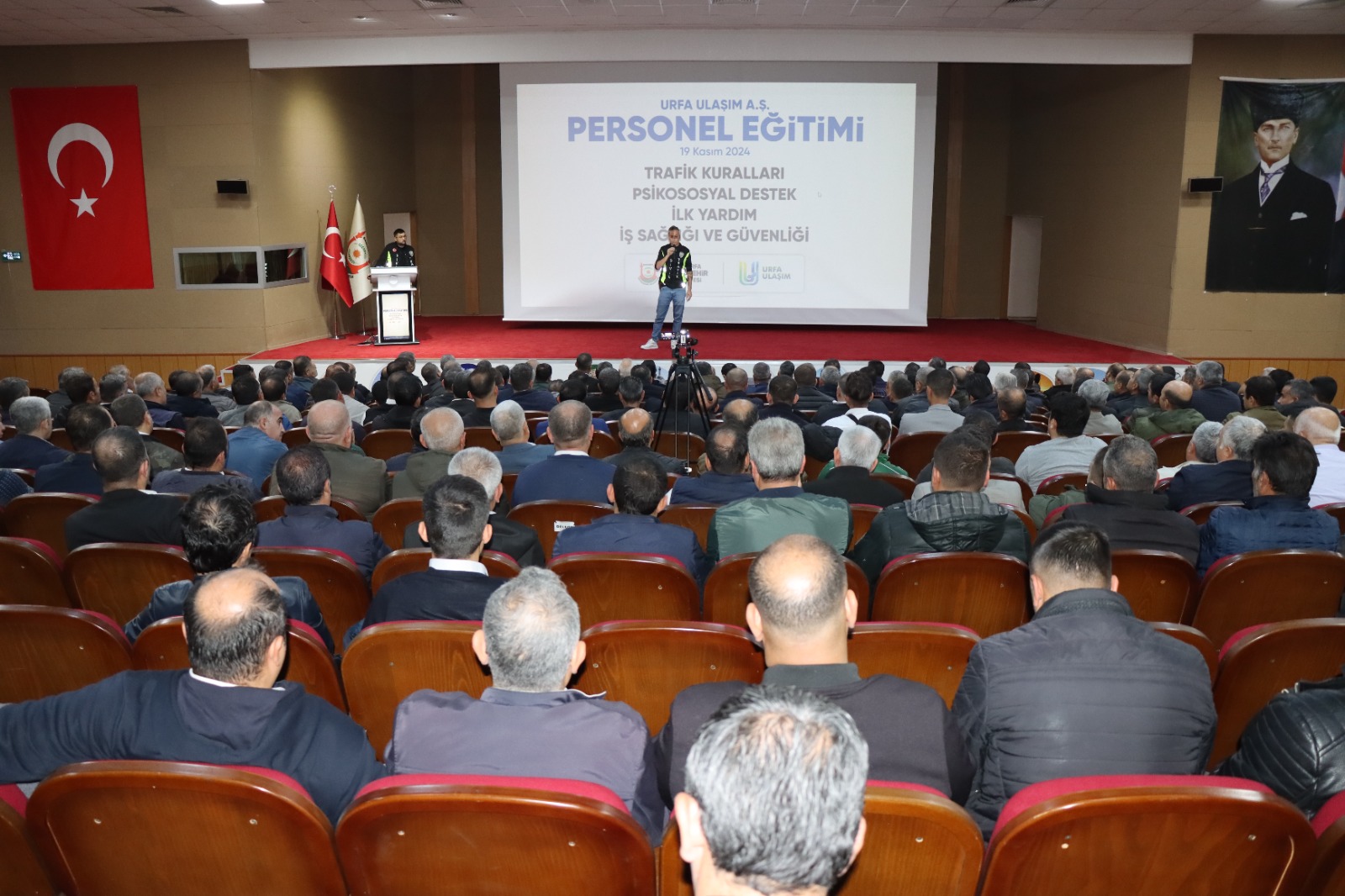 ŞANLIURFA BÜYÜKŞEHİR BELEDİYESİ’NDEN ULAŞIM PERSONELİNE EĞİTİM SEMİNERİ