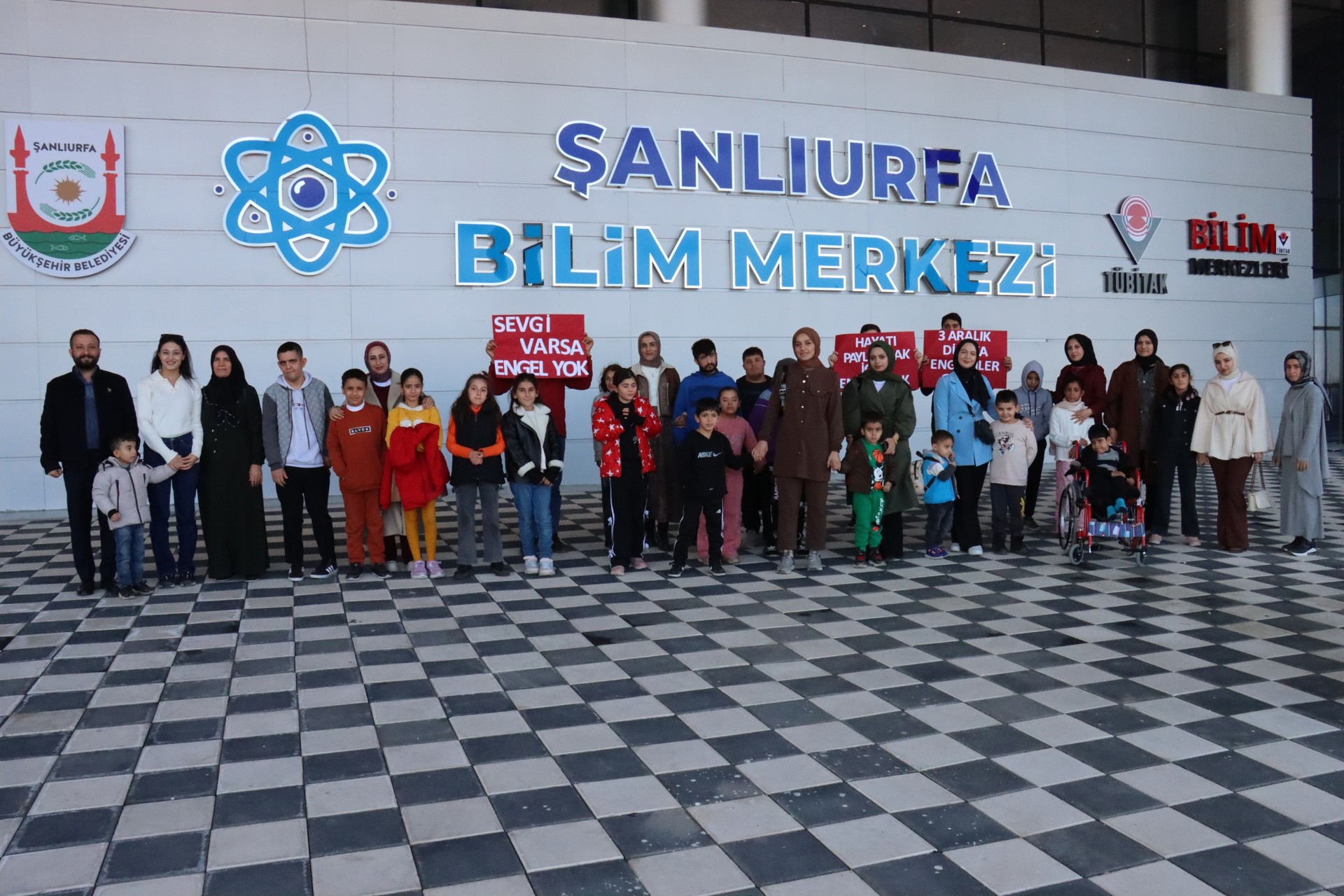 ENGELLİ BİREYLER BİLİM MERKEZİ’NDE BULUŞTU