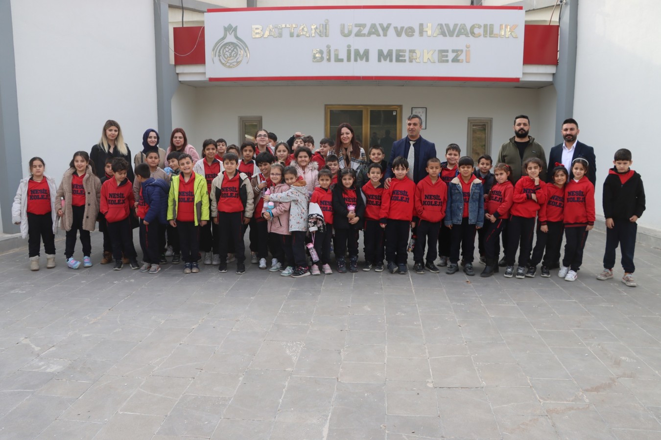 KARAKÖPRÜ’DE ÖĞRENCİLER UZAYI VE TEKNOLOJİYİ KEŞFEDİYOR