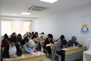 ÖĞRENCİLER SUNULAN İMKANLAR İÇİN BAŞKAN CANPOLAT’A TEŞEKKÜR