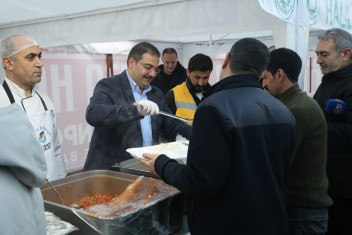 HALİLİYE BELEDİYESİ’NDEN MANEVİYAT DOLU RAMAZAN