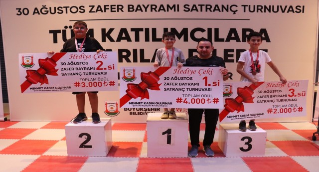 ZAFER BAYRAMI SATRANÇ TURNUVASI SONA
